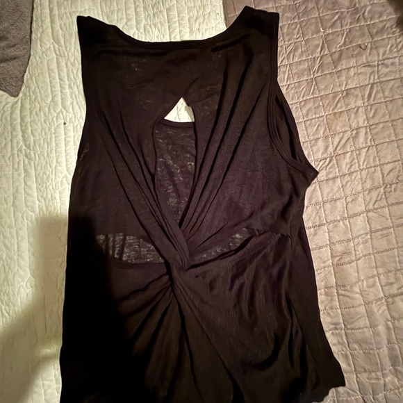 A.L. C. Black linen Sleeveless Women's Tank with twisted back design. never worn - Picture 3 of 5